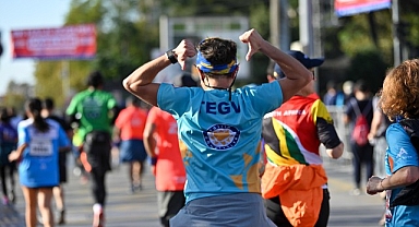 47. İstanbul Maratonu’nda TEGV koşucuları adımlarını çocuklar için atacak