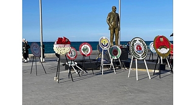 Edremit Heyeti KKTC’nin 42. Kuruluş Yıldönümü Kutlamalarına Katıldı