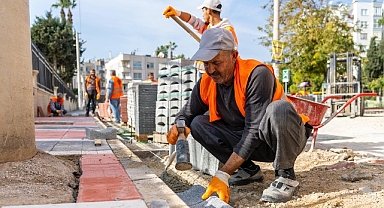 Yenişehir’de yol ve kaldırımlar yenileniyor