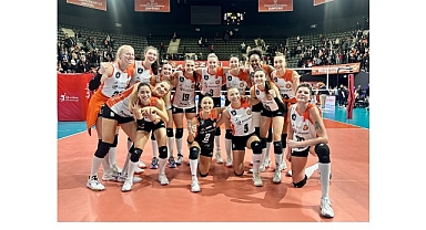 Eczacıbaşı Dynavit, evinde Zeren Spor’u 3-0 mağlup etti